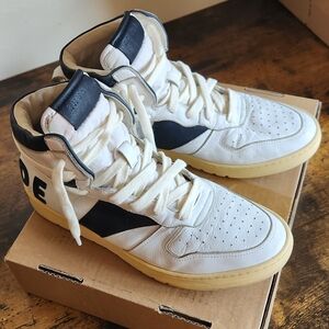 Rhude Rhecess Distressed Sneakers sz 9